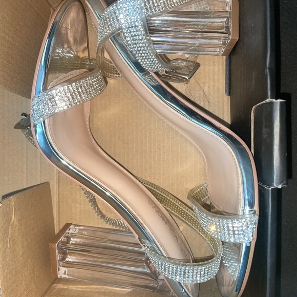 RHINESTONE SILVER HEELS - Picture 1 of 6